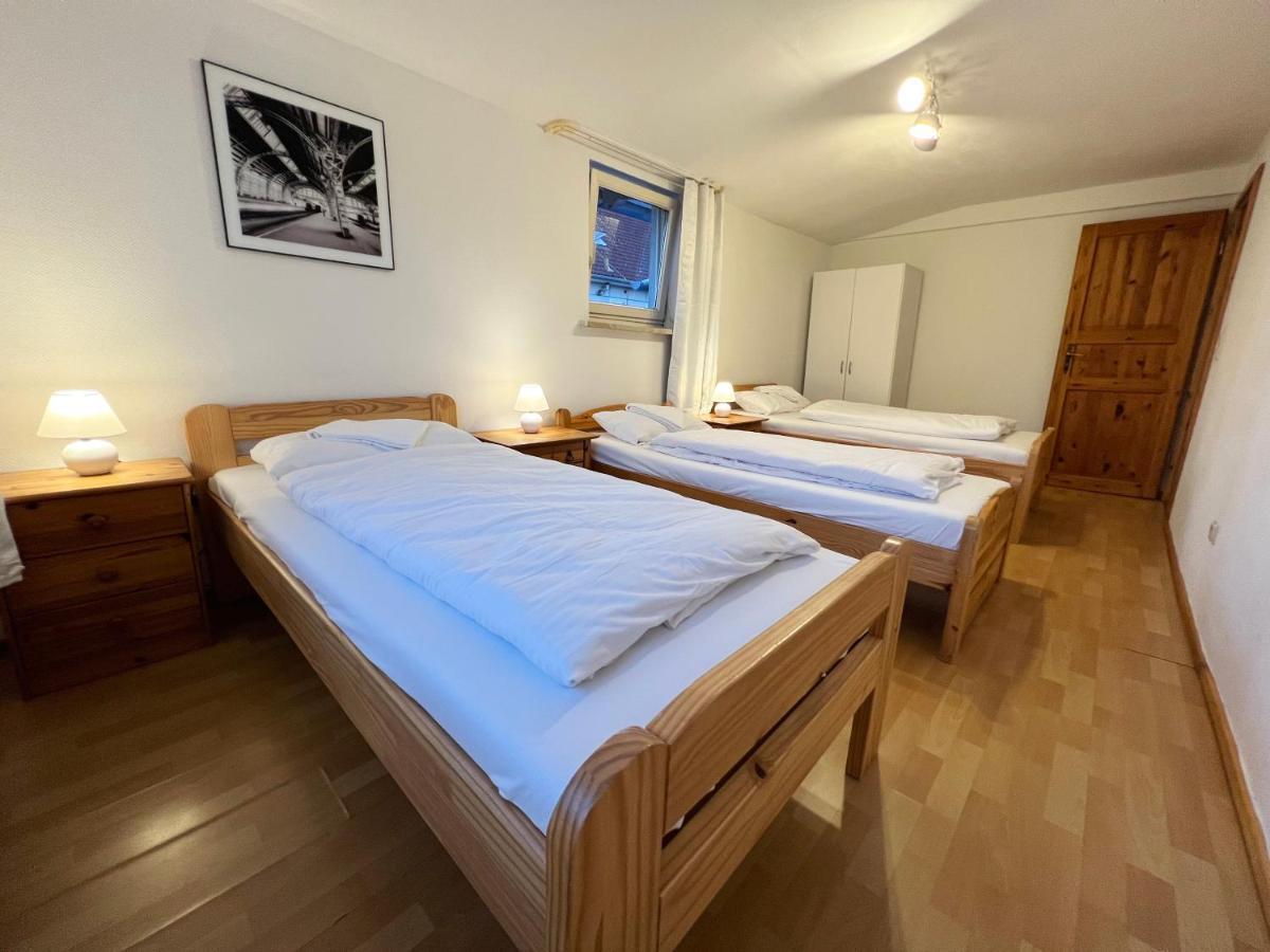 85Qm - Zentrale Lage - Parkplatz Apartamento Göttingen Exterior foto